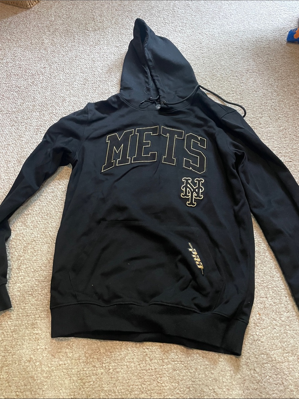 NEVER WORN! Mets Black Pullover Hoodie with Embroidered Logo